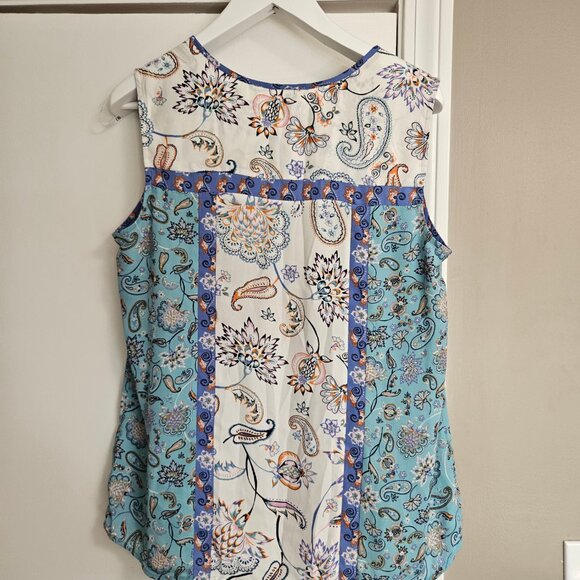 DR2: Brand New Sleeveless Blouse Size L - Picture 6 of 8
